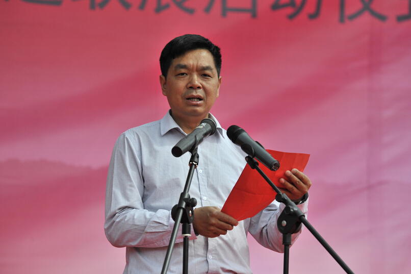 云南省文化厅党组成员、副厅长杨德聪先生致辞