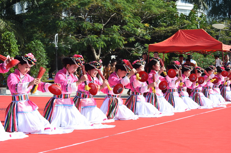 怒江州代表队舞蹈《碗筷舞》